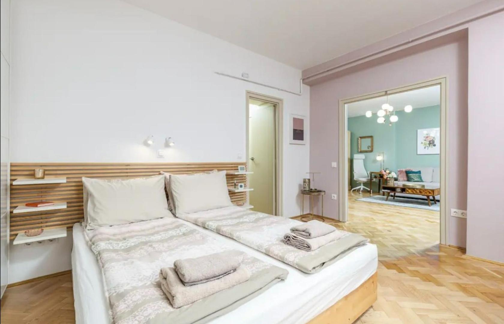 Elegant Escape By Buda Castle For Pleasure Seekers 布达佩斯 外观 照片