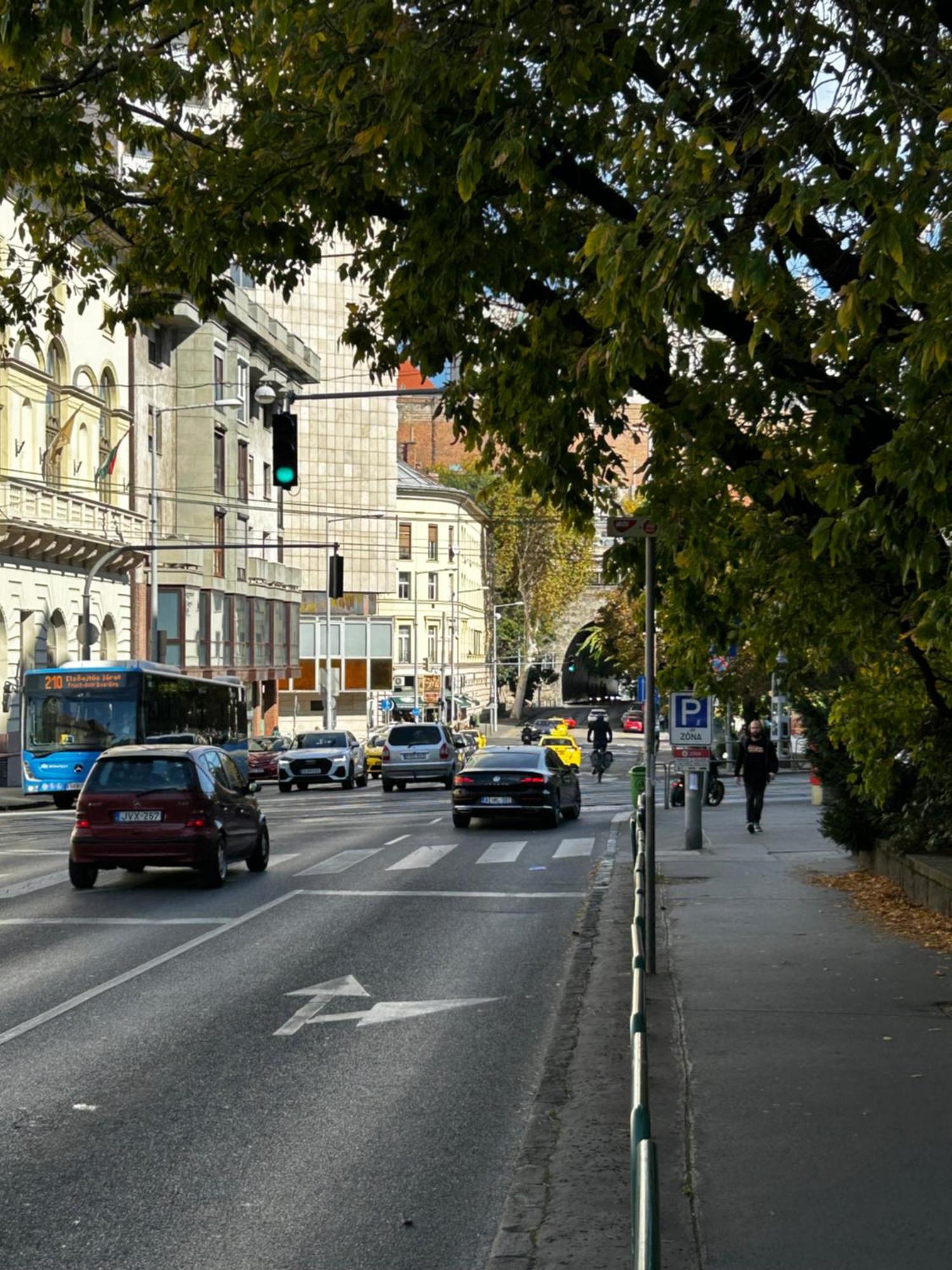 Elegant Escape By Buda Castle For Pleasure Seekers 布达佩斯 外观 照片